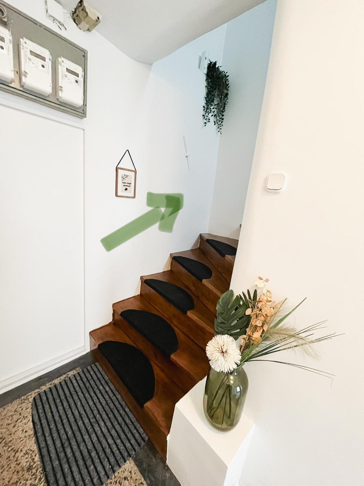 Urban Jungle Apartment - Free Parking Ljubljana Luaran gambar